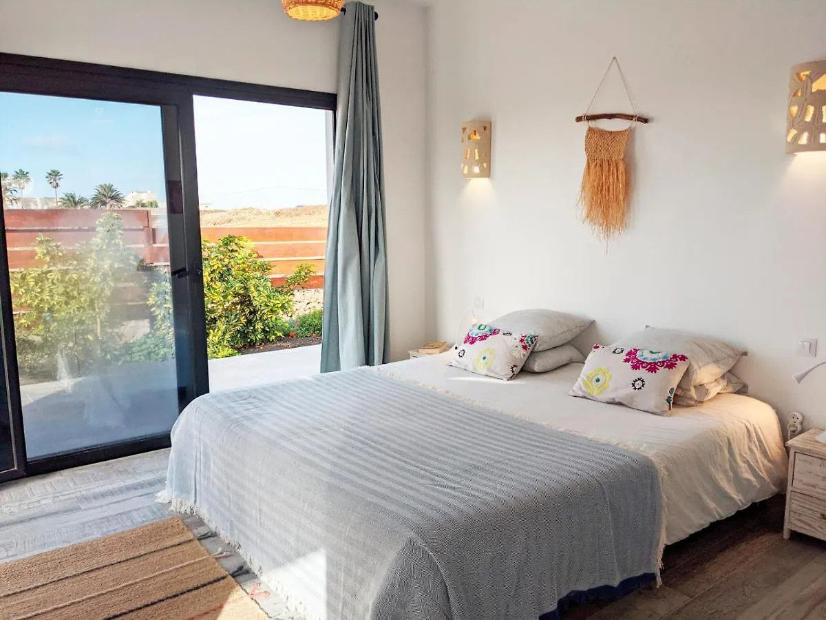 Casa Zen, Design, Swimming-Pool, Fibre-Internet Villa Lajares Spain